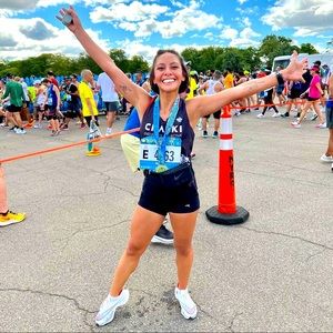 Meet your Posher, Alyssa